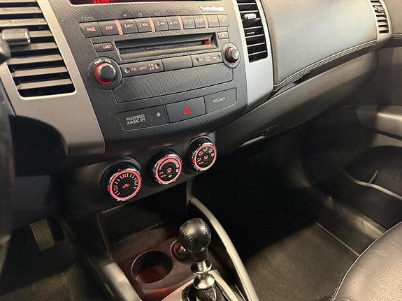 Mitsubishi Outlander 8 of 13