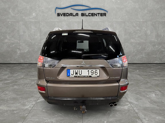 Mitsubishi Outlander 5 of 13