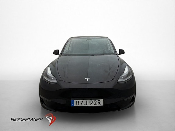 Tesla Model Y 3 of 30