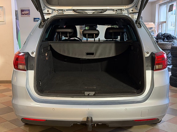 Opel Astra 8 of 26