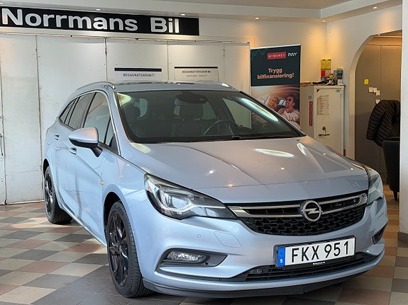 Opel Astra 3 of 26