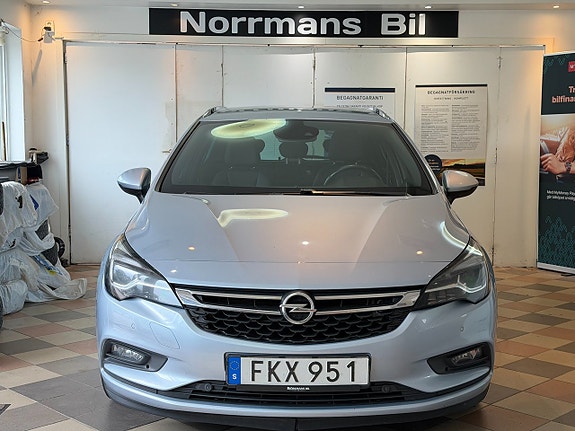 Opel Astra 2 of 26