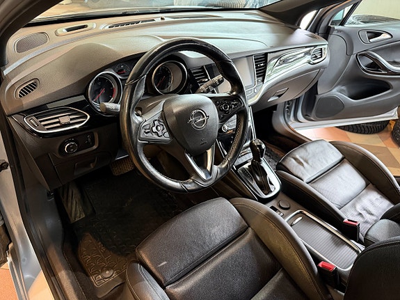 Opel Astra 11 of 26