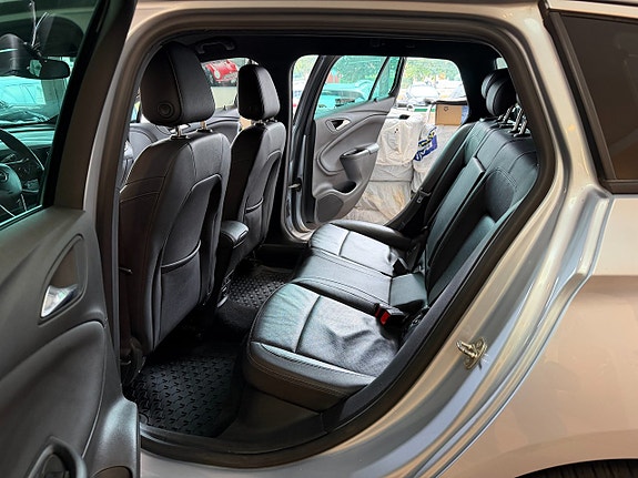 Opel Astra 20 of 26