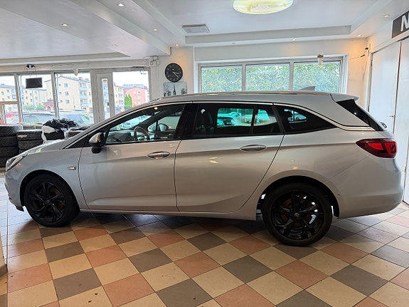 Opel Astra 4 of 26