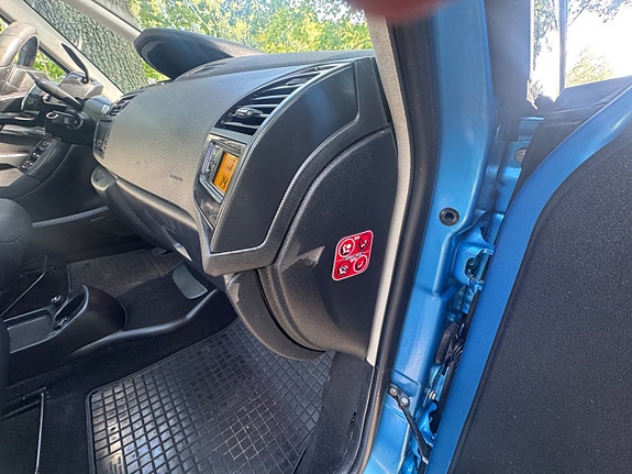 Citroen C4 Picasso 8 of 17