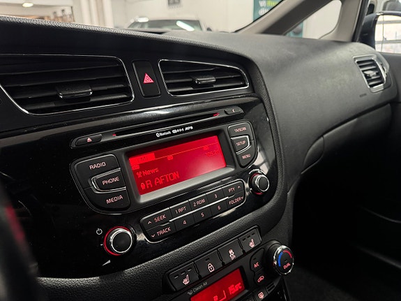 Kia Ceed 15 of 24