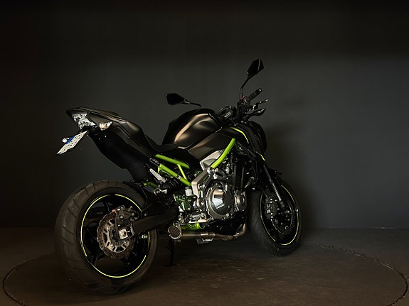 Kawasaki Z900 5 of 6