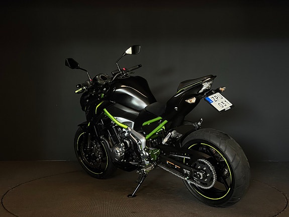 Kawasaki Z900 6 of 6