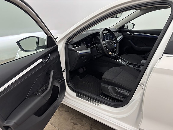 Skoda Octavia 12 of 23