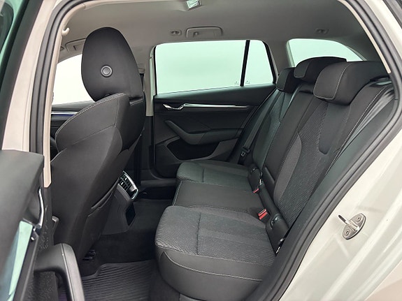 Skoda Octavia 15 of 23