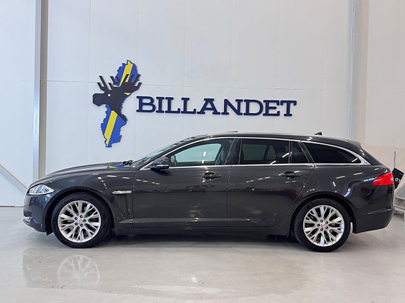 Jaguar XF 3 of 28