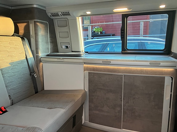 Volkswagen VW California ocean 3 of 5