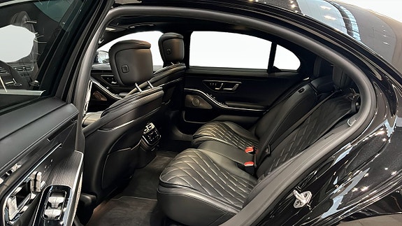 Mercedes-Benz S580 7 of 26