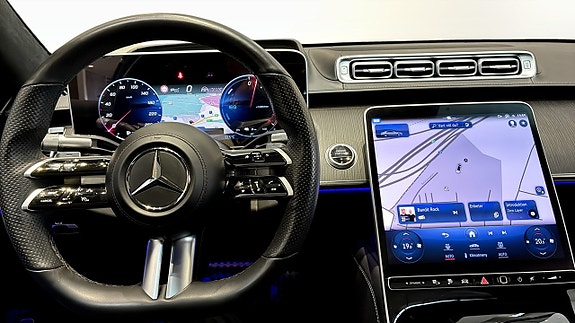 Mercedes-Benz S580 12 of 26
