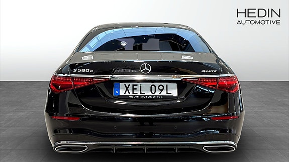 Mercedes-Benz S580 5 of 26
