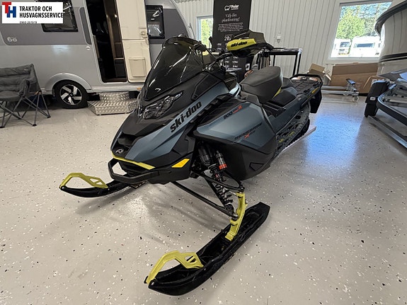 Ski-doo Renegade XRS 900 ACE Turbo R 32 mil, Smart-Shox -26 4 of 7
