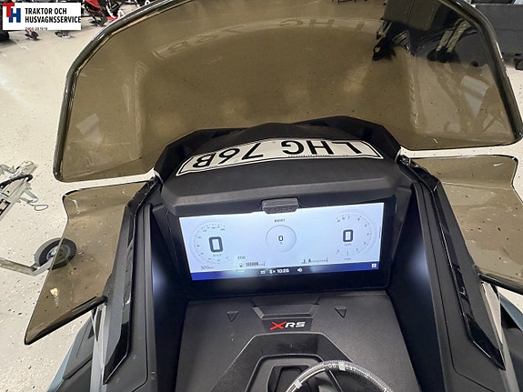 Ski-doo Renegade XRS 900 ACE Turbo R 32 mil, Smart-Shox -26 7 of 7