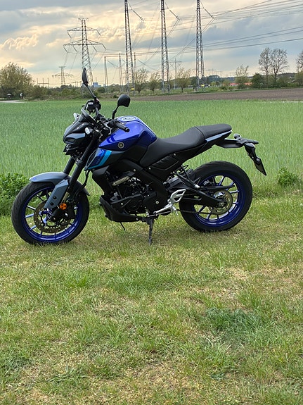 Yamaha MT-125 3 of 4