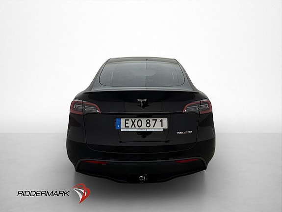 Tesla Model Y 6 of 30