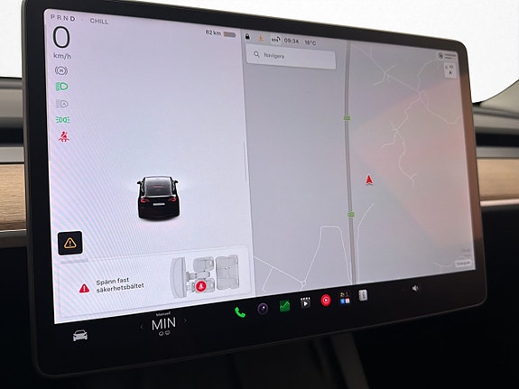 Tesla Model Y 15 of 30