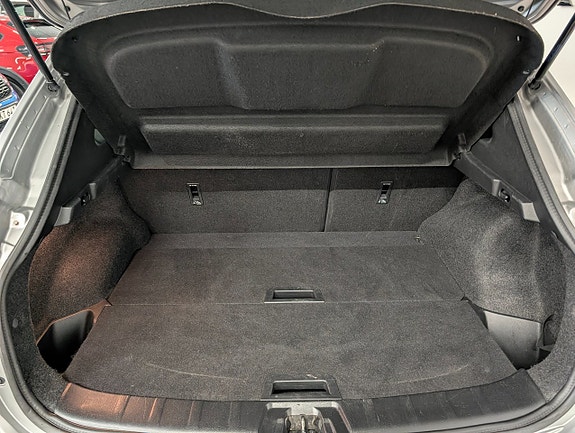 Nissan Qashqai 5 of 19