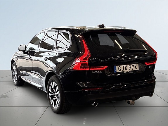 Volvo XC60 5 of 23