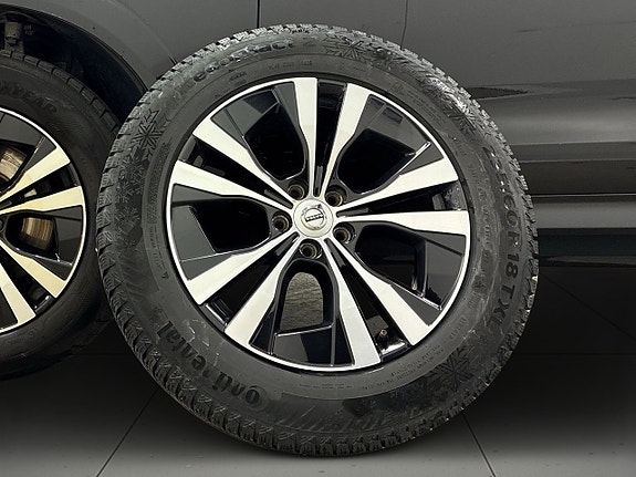 Volvo XC60 14 of 23
