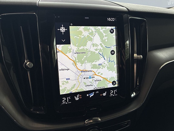 Volvo XC60 15 of 23