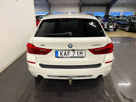 BMW 520d 4 of 23