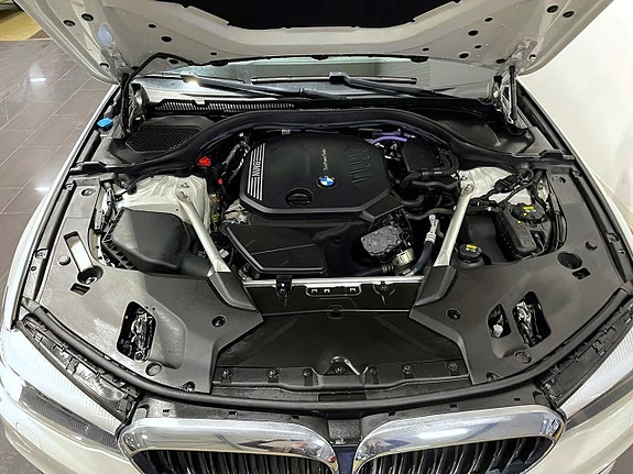 BMW 520d 13 of 23
