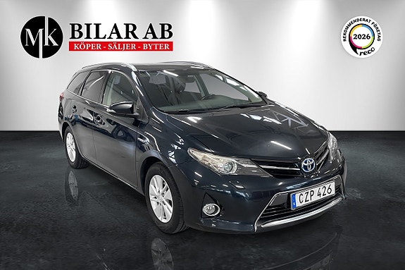 Toyota Auris 4 of 14