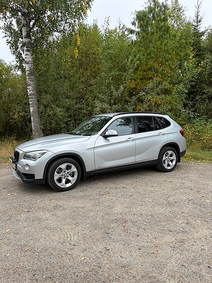 BMW X1 4 of 6