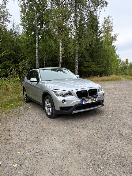 BMW X1 2 of 6