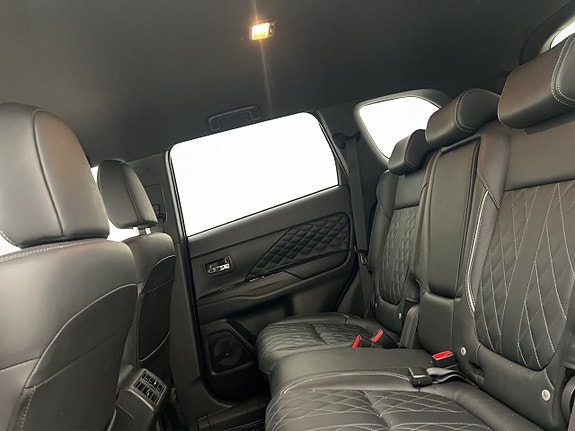 Mitsubishi Outlander 25 of 30