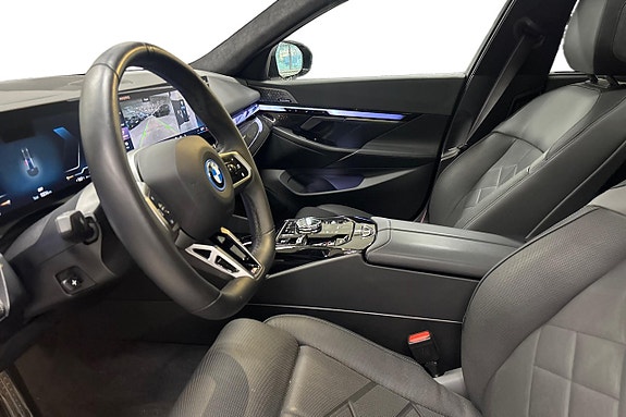 BMW 550e 12 of 20