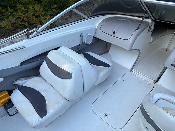 Maxum 1800SR3 4 of 11