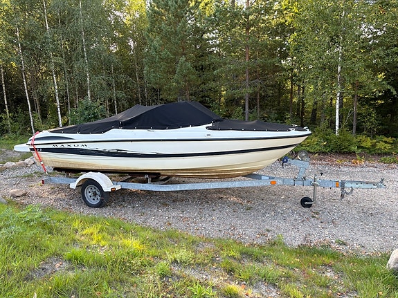 Maxum 1800SR3 2 of 11