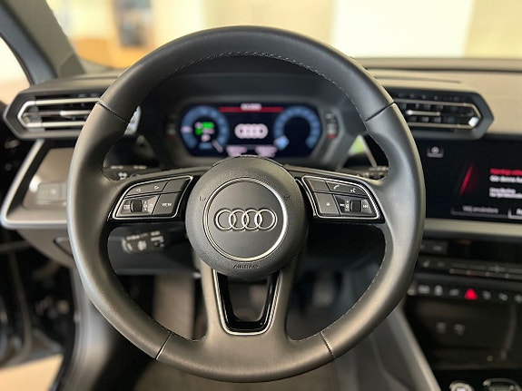 Audi A3 7 of 12