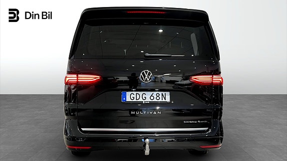 Volkswagen Multivan 5 of 23