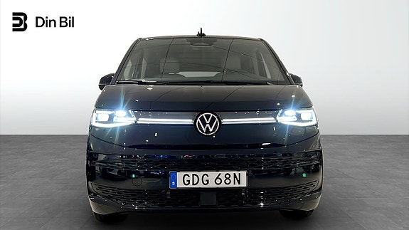 Volkswagen Multivan 4 of 23