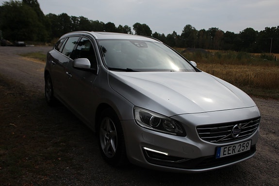 Volvo V60 4 of 7