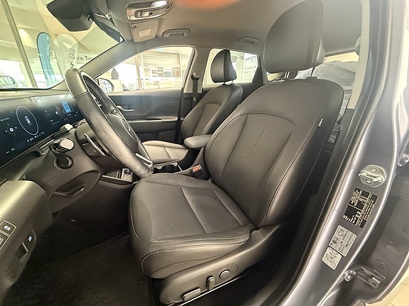 Hyundai Kona 12 of 21