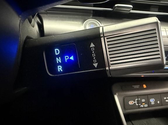 Hyundai Kona 17 of 21