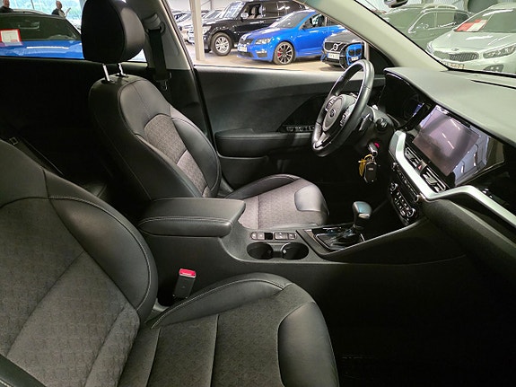 Kia Niro 7 of 12