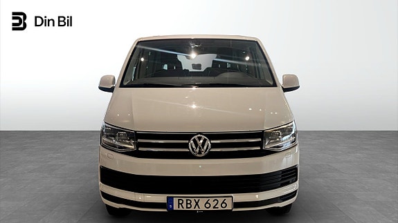 Volkswagen Multivan 4 of 20