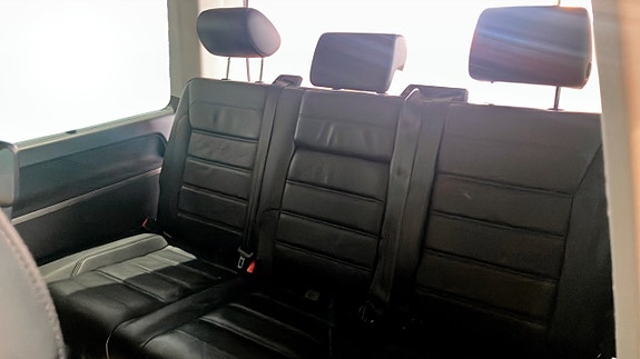 Volkswagen Multivan 15 of 20