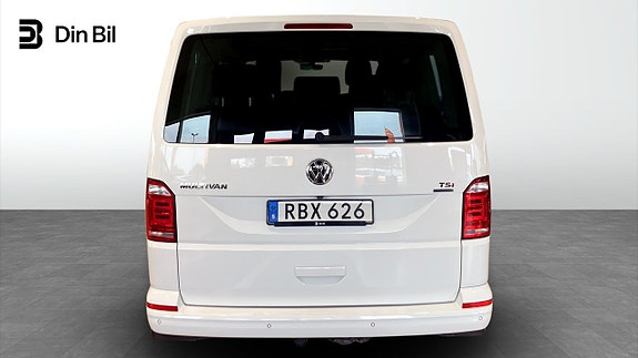 Volkswagen Multivan 5 of 20