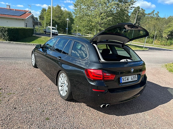 BMW 523i 8 of 16
