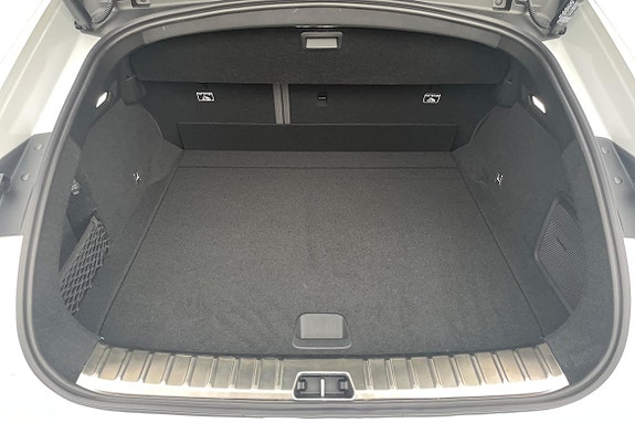 Polestar 4 11 of 21
